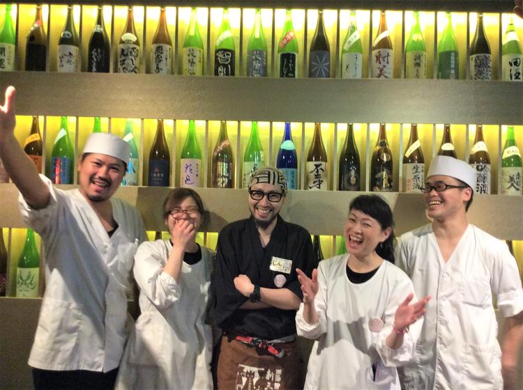 地下だけど入ったら雰囲気が良くて料理人がしっかり食事を作ってお酒もたくさんあって楽しいお店 ごんべえ 和食 の求人情報 求人 飲食店 Com