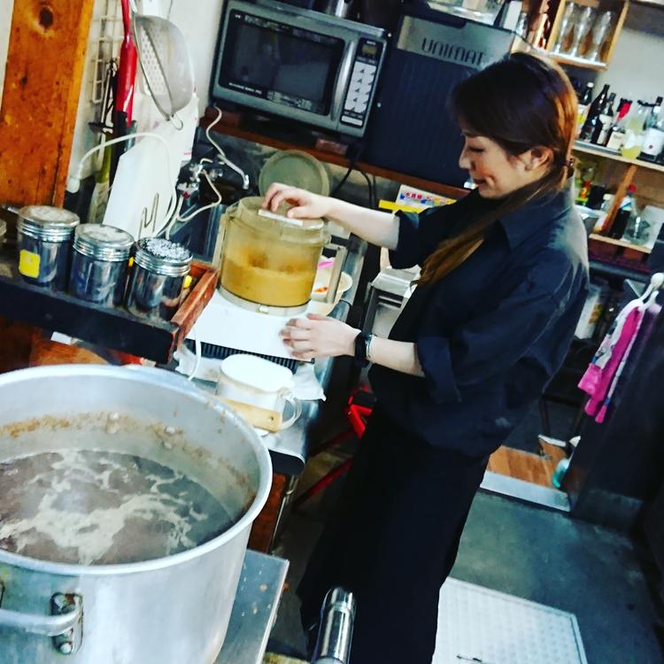 楽しく仕込み♪