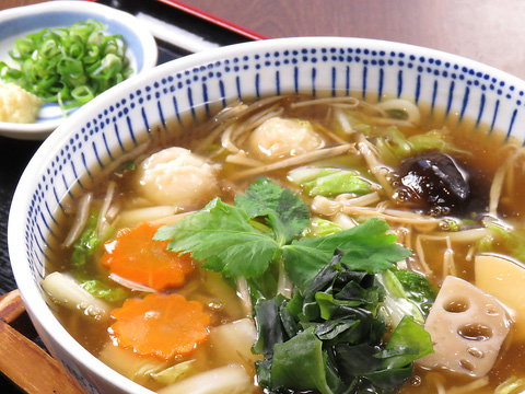 関西風の甘めの出汁が旨味を引き立てる！