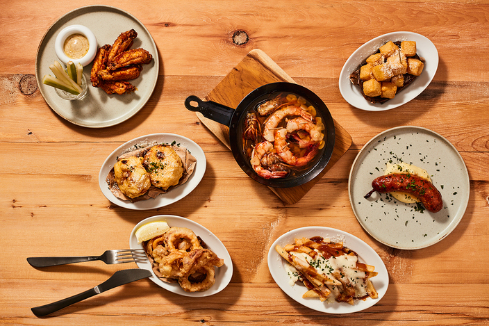 月に1回試食会＆商品開発会を開催