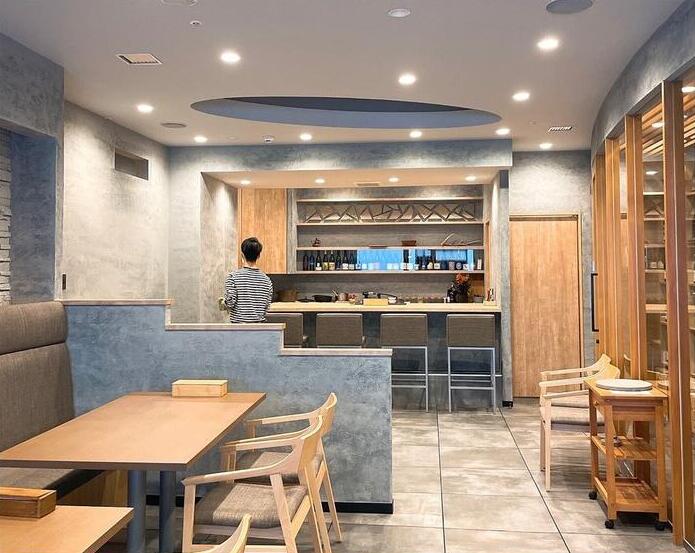 清潔感のあるオシャレな店内