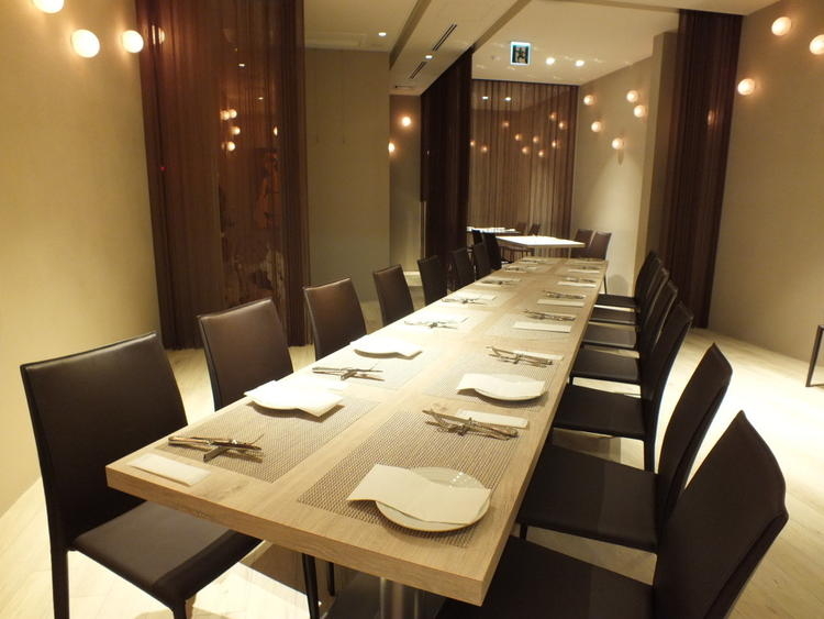 姉妹店「Tante Grazie」の内観