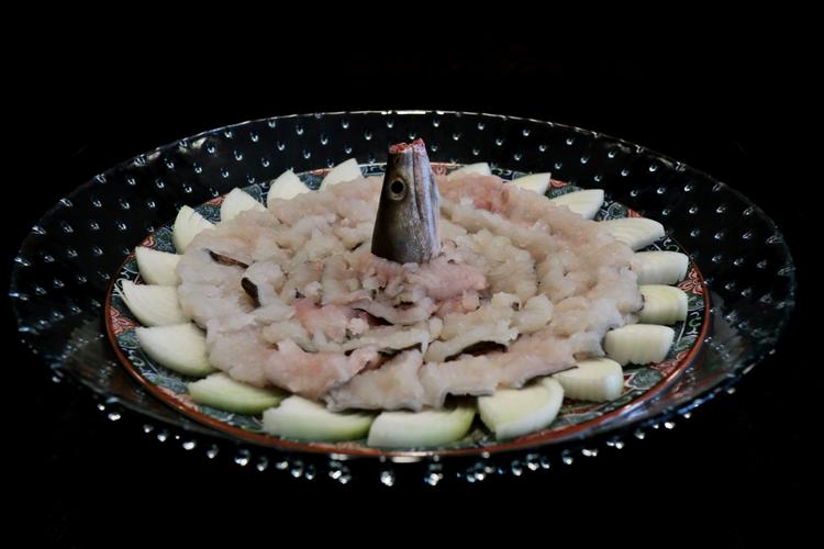 夏の風物詩の鱧しゃぶです
