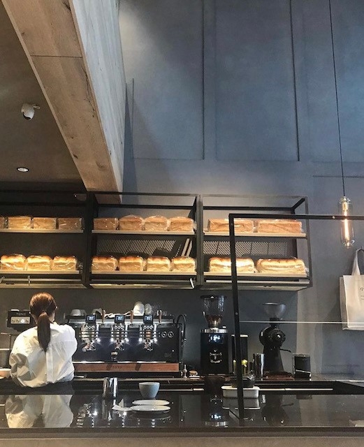 最新の抽出機器でのコーヒー抽出