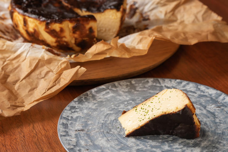 フレンチが基盤のコース料理でおもてなし