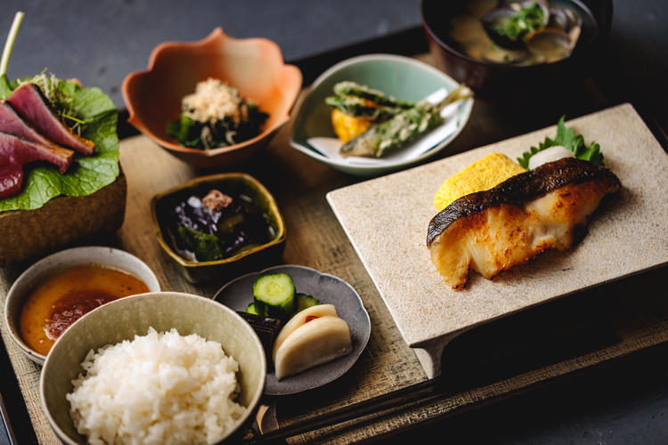 六本木ヒルズ駅直通の和食・割烹