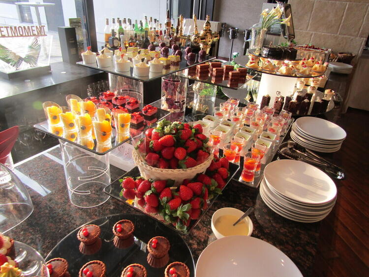 アフタヌーンティーが大人気♪