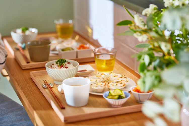 ランチタイムは餃子メインのセットメニュー
