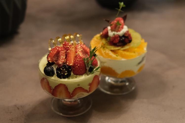 季節ごとに新作パフェをご提供いたします。