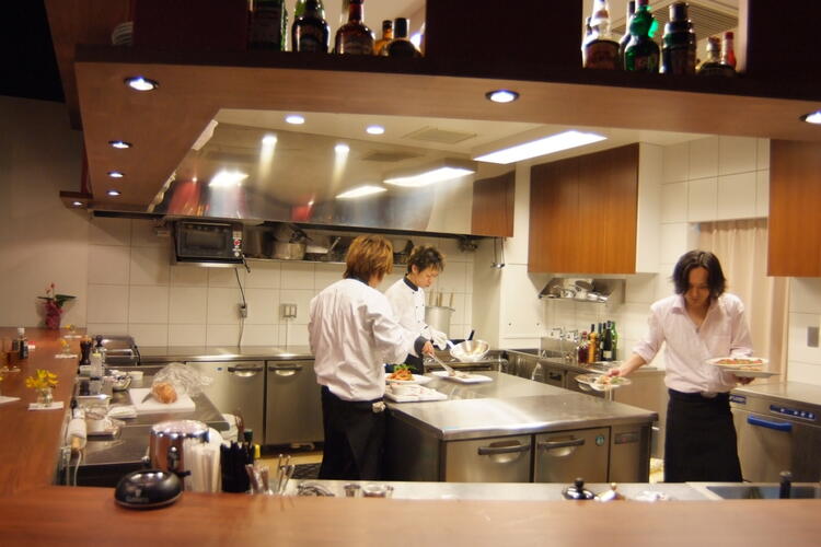 主役は調理場★