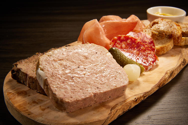 手作りのシャルキュトリー