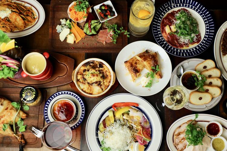 イタリアンをベースに様々な調理を学べる！