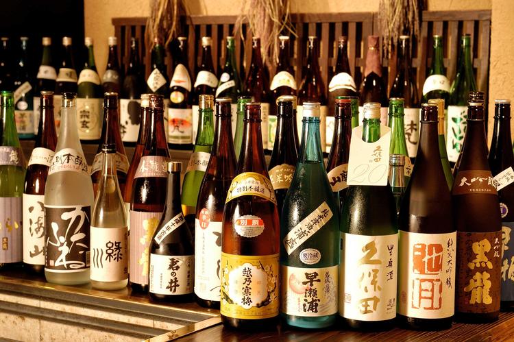 日本酒の品揃えはトップクラス！​  