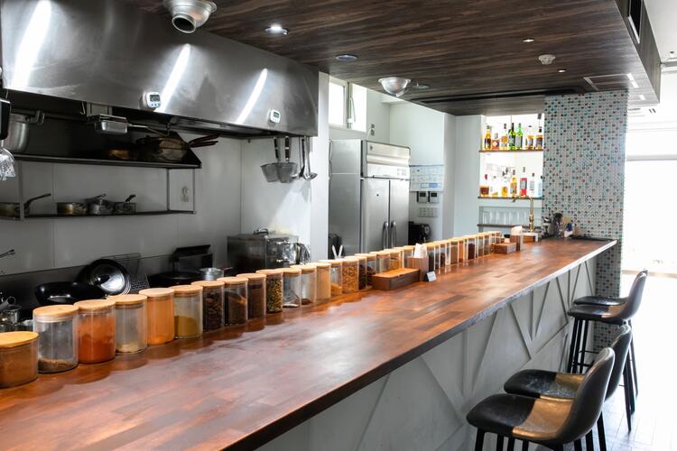 調理と接客の両方をお任せします