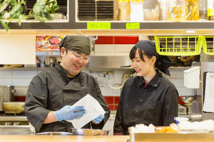 7ブランド・43店舗を展開！