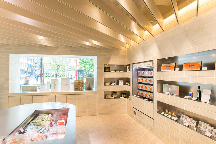 まるで鮭が回遊して戻ってくるような動線☆