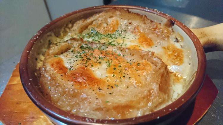 お客様との会話から即興料理を作ることも♪