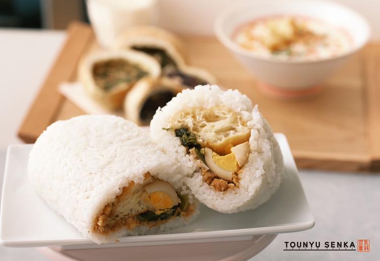 具だくさんな台湾おにぎり