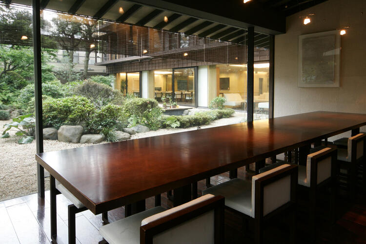 優美な庭園も好評な釜揚げうどん店