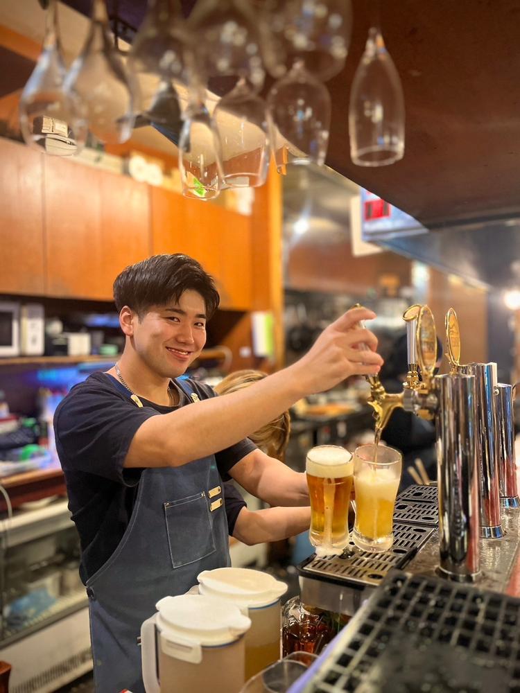 店長も20代と平均年齢は若めです★