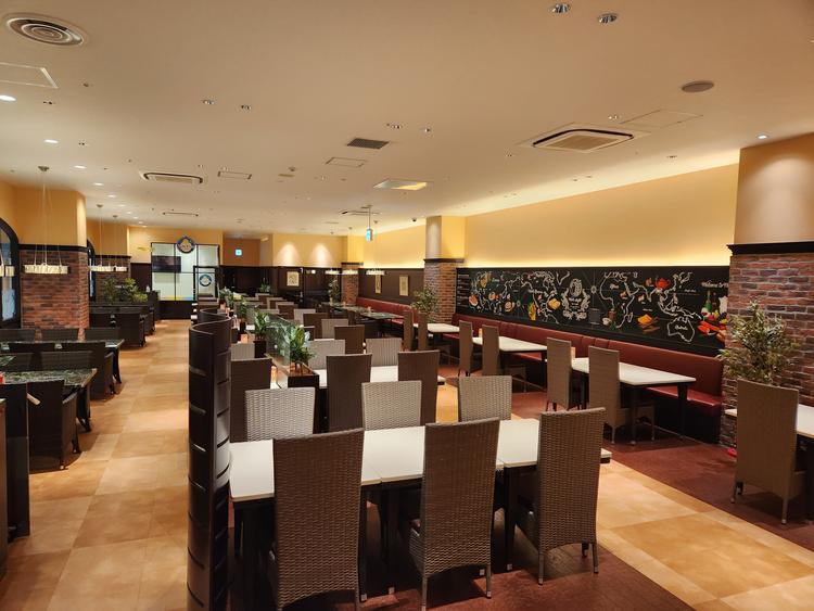 広々とした店内