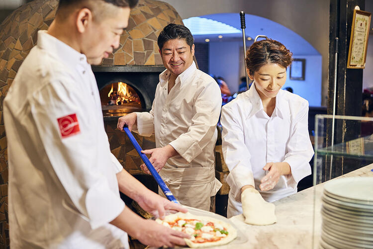 幅広い年齢層のスタッフが活躍中♪