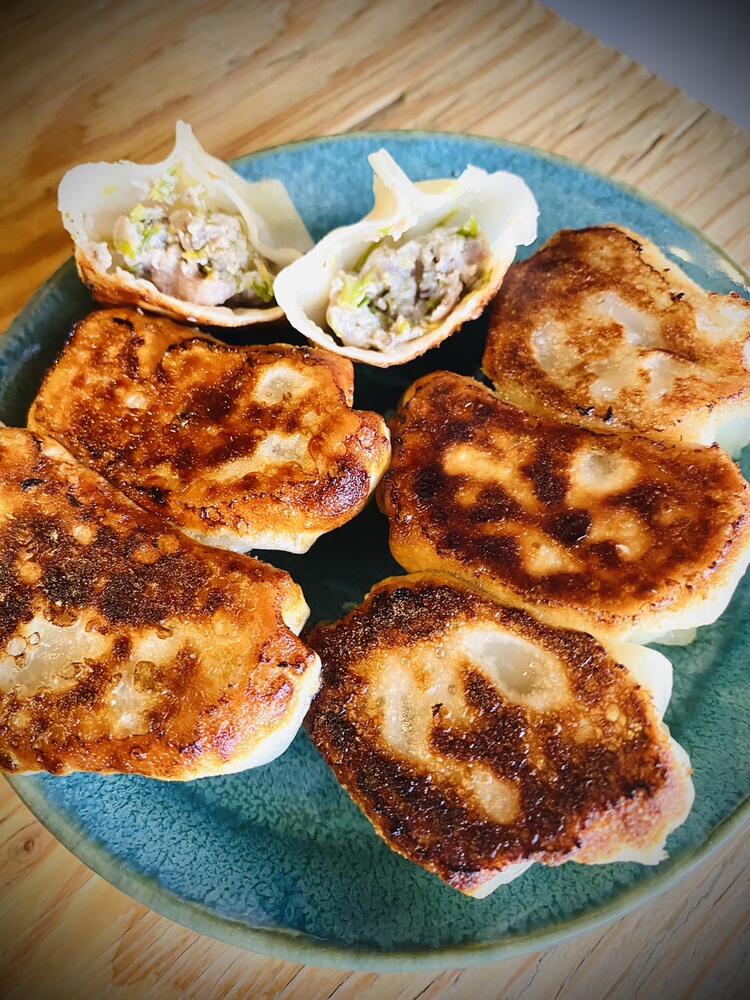 ノンジャンルの創作料理を提供しています。