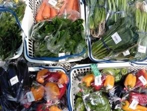 野菜は地元の農協で仕入れた新鮮野菜