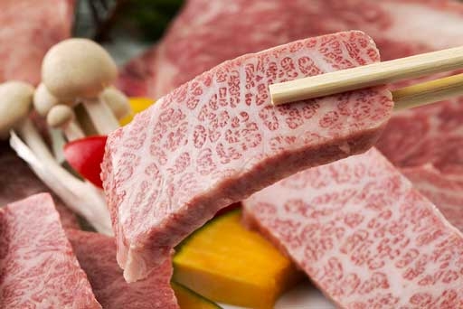 幅広い年齢のスタッフが活躍