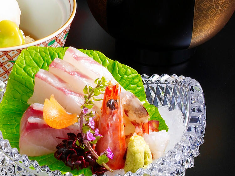 旬の食材を使った料理が人気です◎