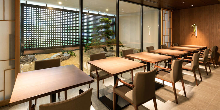 落ち着いた雰囲気の中で働けます◎