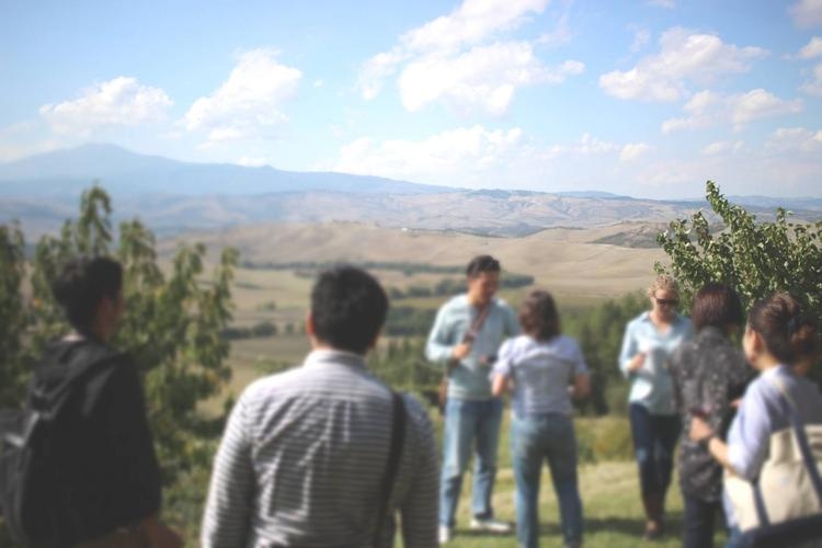 イタリアでのワイン研修の様子