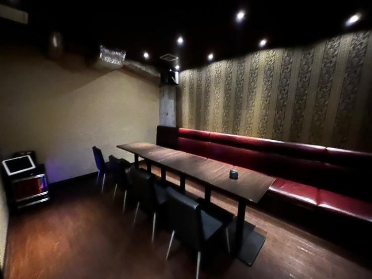 カラオケが歌える個室