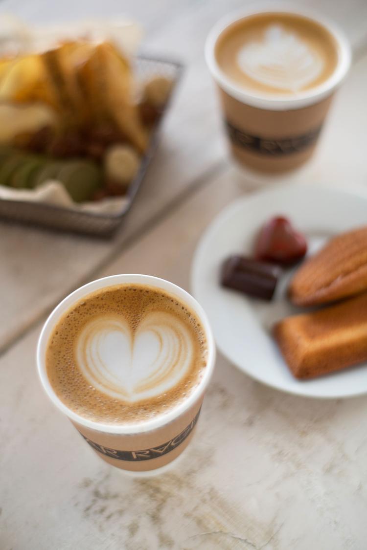 自家焙煎コーヒーやこだわりの焼き菓子！！