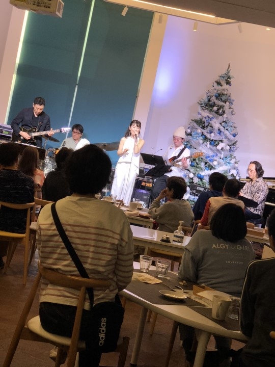 アーティスティックな空間が広がるお店です