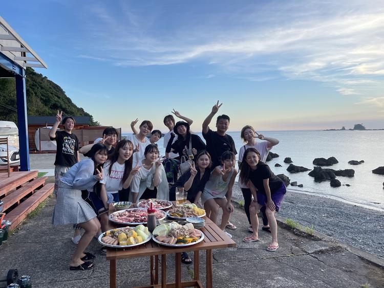 スタッフみんな串本の保養所でBBQ★