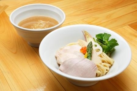大人気のつけ麺