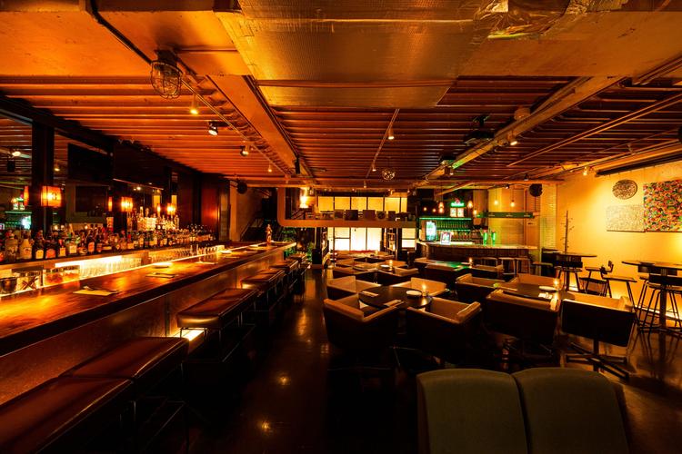 ☆解放的でダイナミックな店内が魅力☆