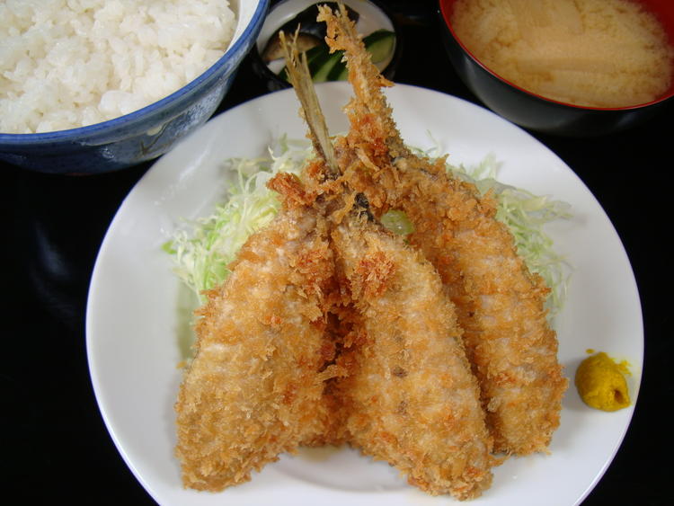 旬の新鮮な魚を使った料理がおすすめ！