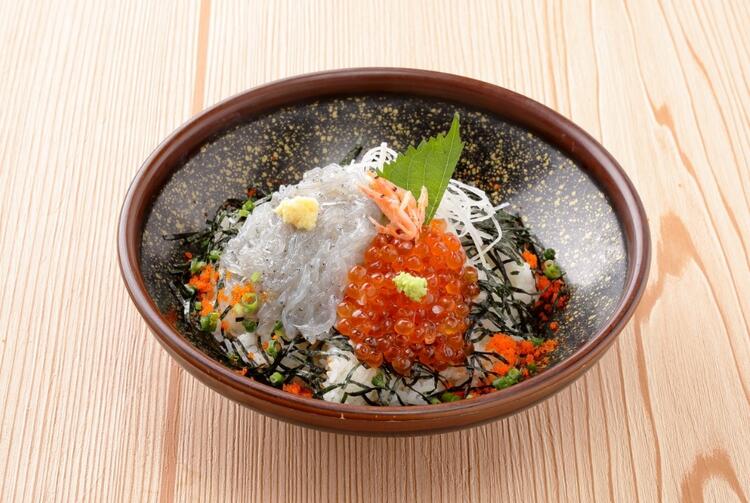 絶品生しらすいくら丼◎