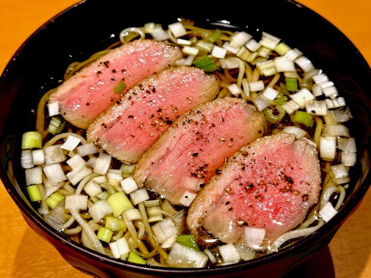 手作りがこだわりの料理です！