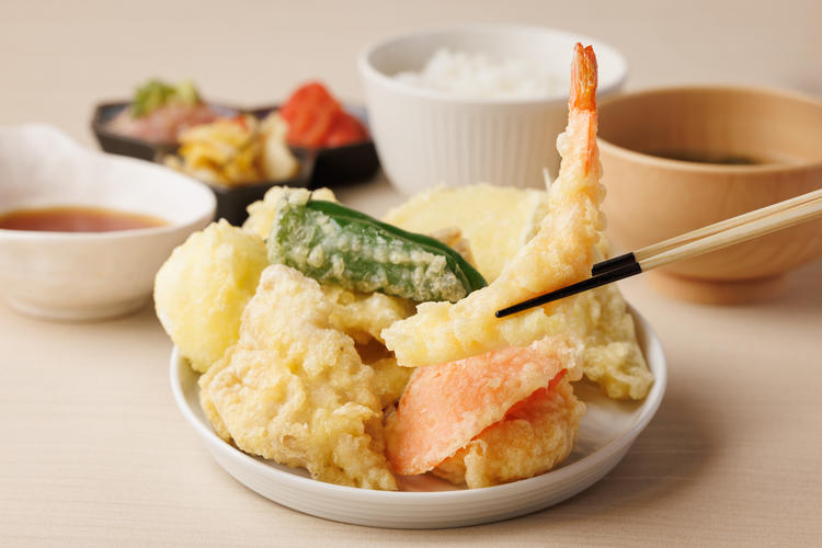 揚げたての天ぷらが自慢！