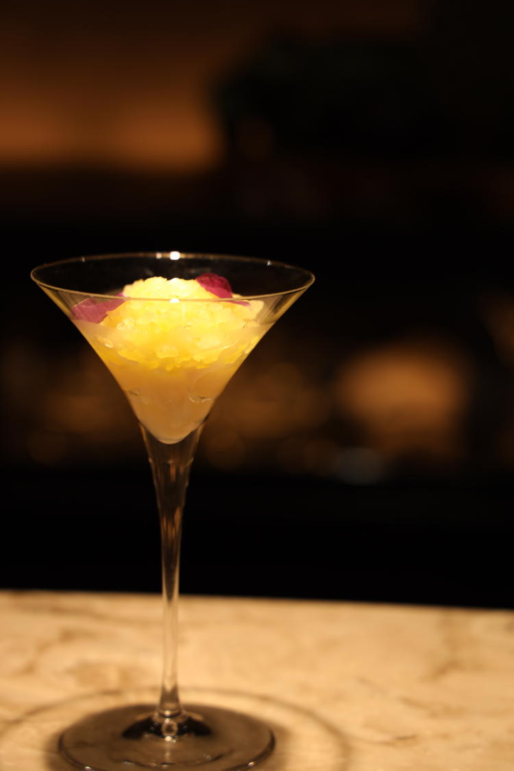 デザートに合わせたカクテルの作成も。