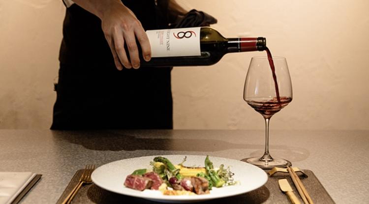 季節の食材と美味しいお酒を学べます🍷