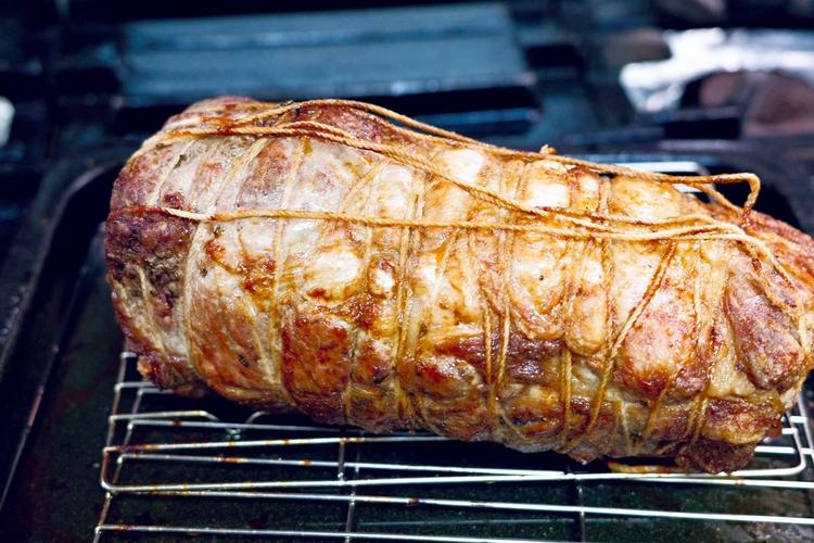 自家製のポルケッタが売りです