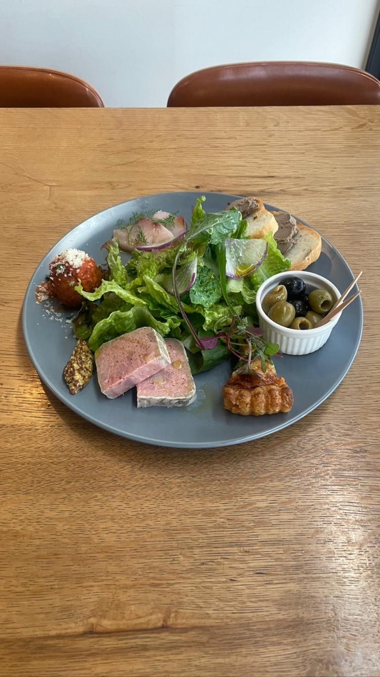 前菜の盛り合わせ