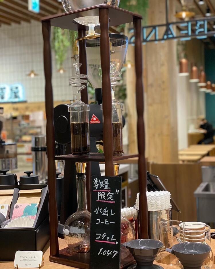 一滴ずつ抽出する水出しコーヒー♪