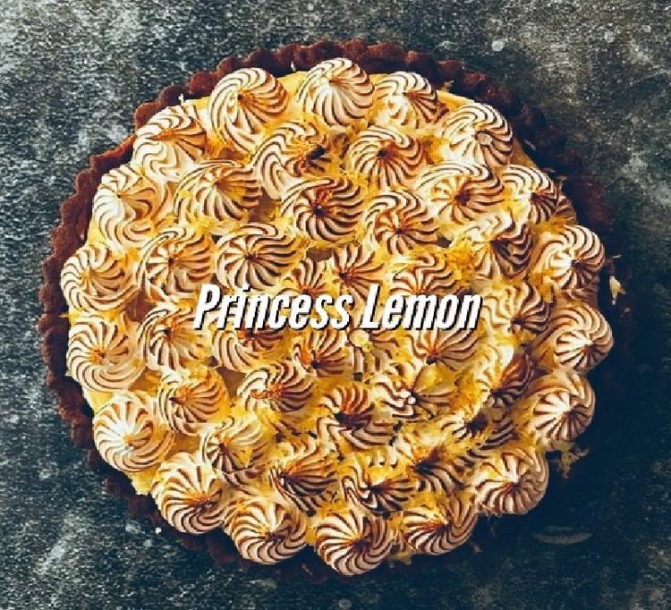 看板商品♪「プリンセスレモンタルト」