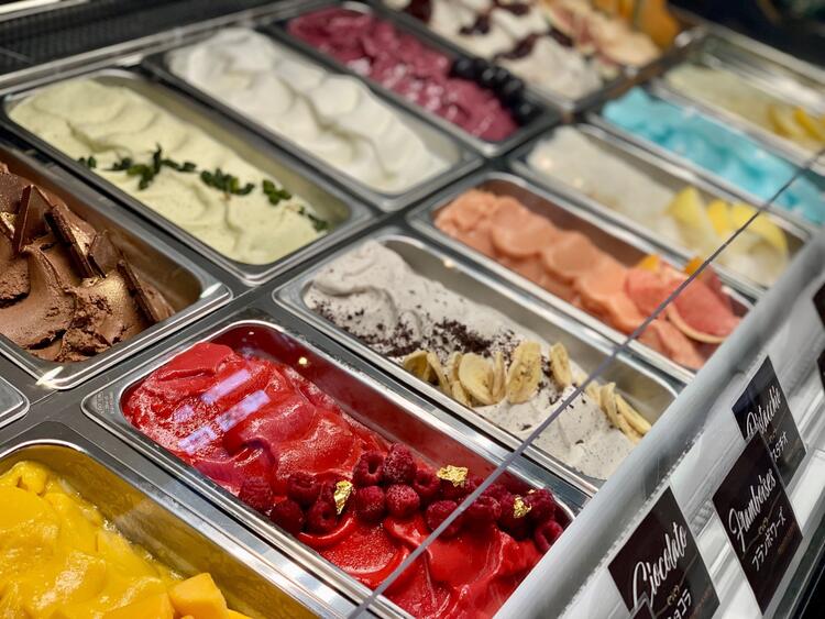 バラエティ豊かなスイーツも人気の理由♪