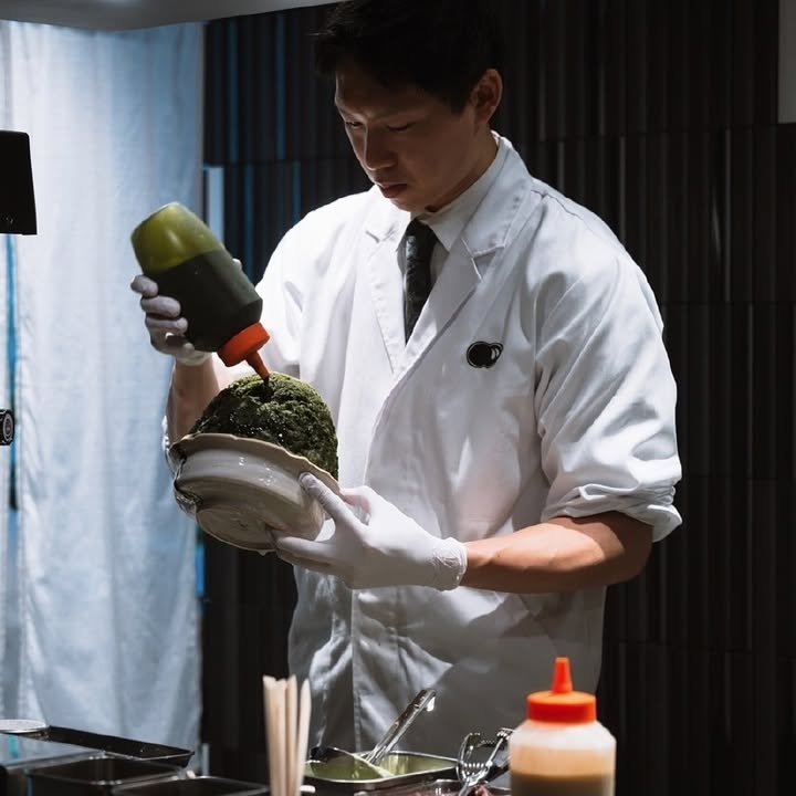 お客様の目の前でイチから作ります！
